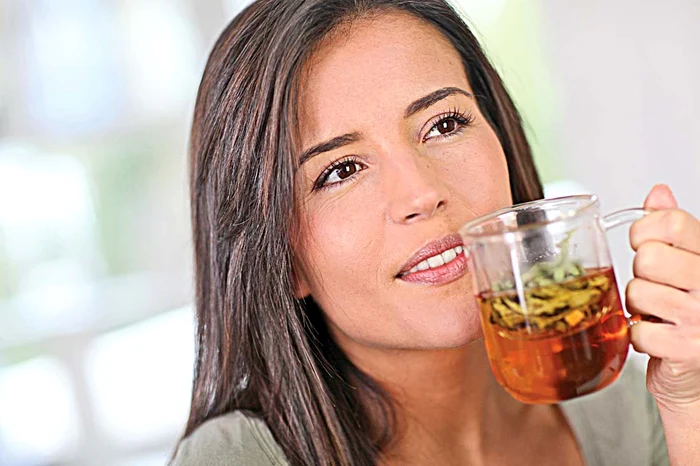 
    Dependenţa de tutun poate fi tratată cu ajutorul ceaiurilor.www.clicksanatate.ro  