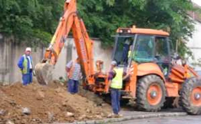Reşiţa: Peste 10.000 de şomeri cărăşeni nu au unde să muncească