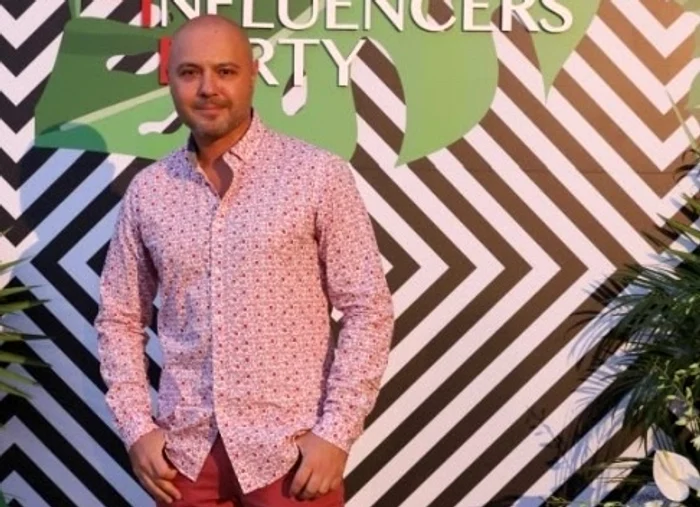 
    Mihai Mitoșeru la ziua prietenului său, turcul Ensar Dumanfoto: Click!  