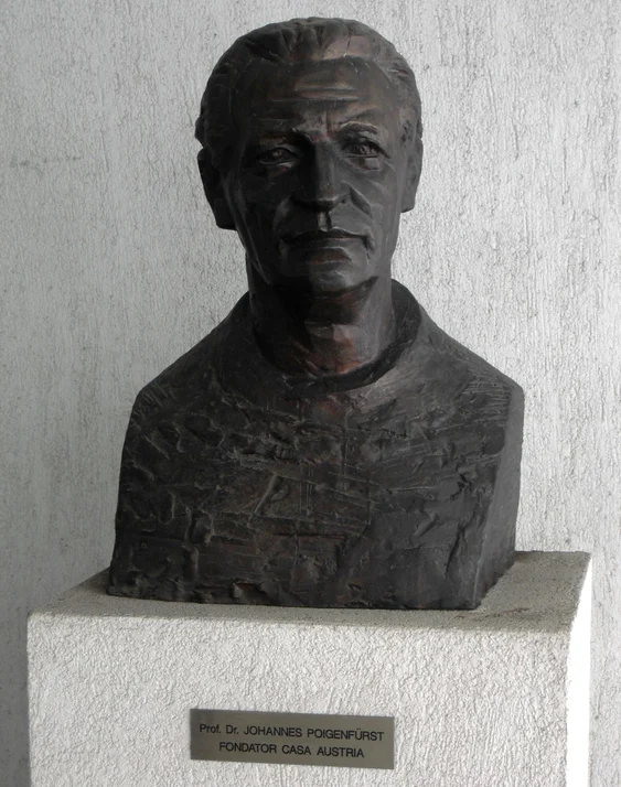 Bustul profesorului Johannes Poigenfürst, de la Casa Austria din Timișoara SURSA Casa Austria