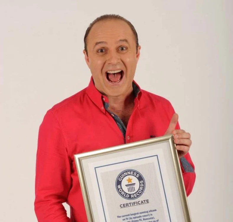Grig Chiroiu şi colegii lui din ”Trăsniţii”, campioni la tiltul ”Cel mai longeviv sitcom din lume”