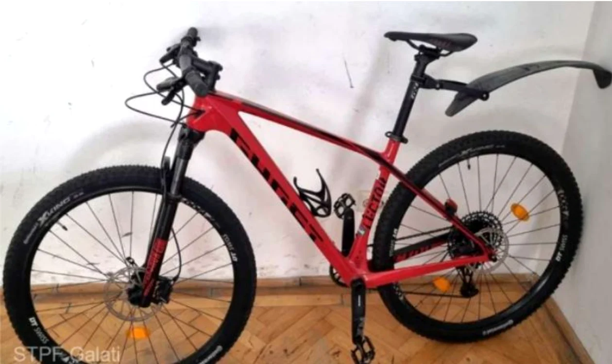 Bicicleta furată din Germania valorează 4.000 de euro FOTO Poliția de Frontieră 
