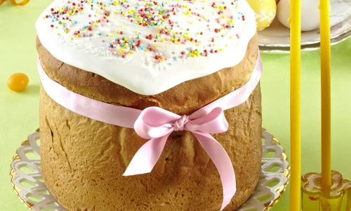 Kulich with Sugar Icing jpeg