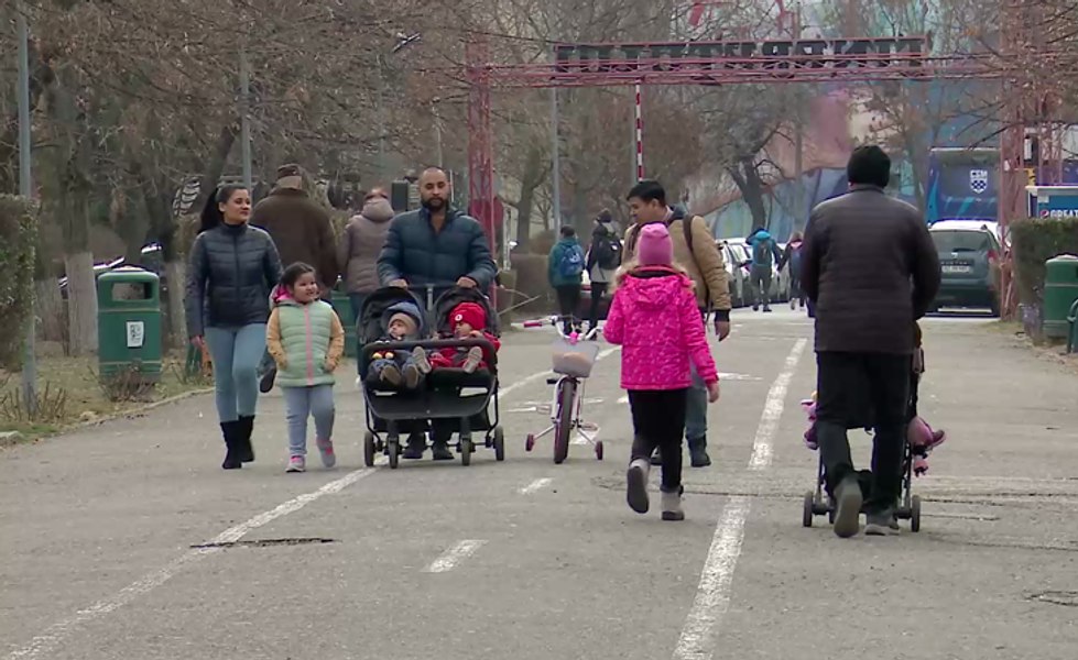 „Mica Asie” de la curbura Carpaților. Mai mulți nepalezi s-au stabilit și și-au întemeiat familii în România VIDEO