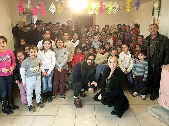 Cei 40 de copii ce provin din familii sărace s-au bucurat de cadourile Laurei 