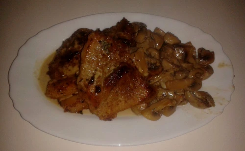 cotlete de porc cu ciuperci jpeg