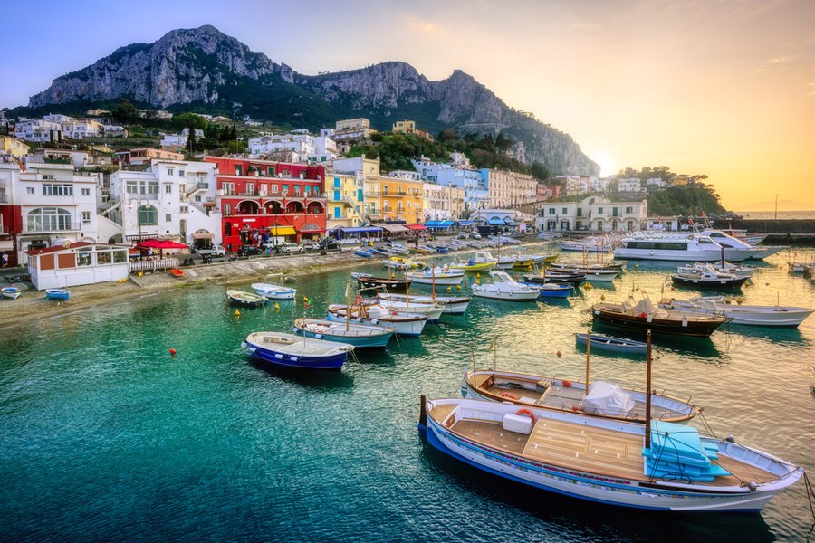 Celebră insulă din Italia, interzisă vizitatorilor: „Urgenţa ar putea fi agravată de sosirea a mii de turişti” 