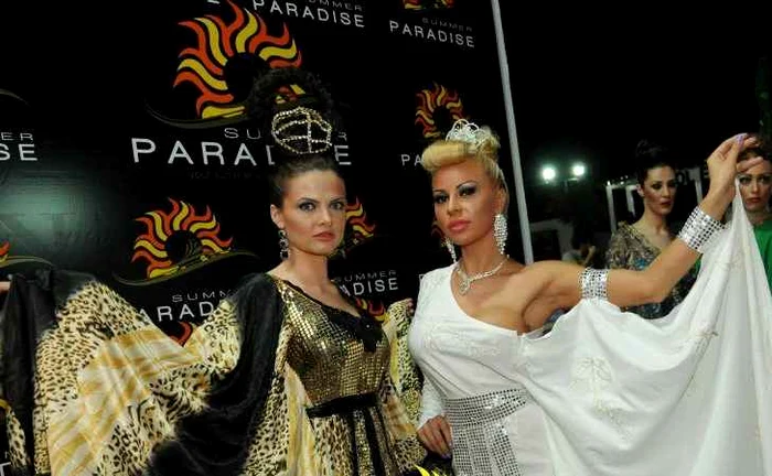 Laura Stoica a fost alături de Adrian Pescariu la prezentarea din weekend.