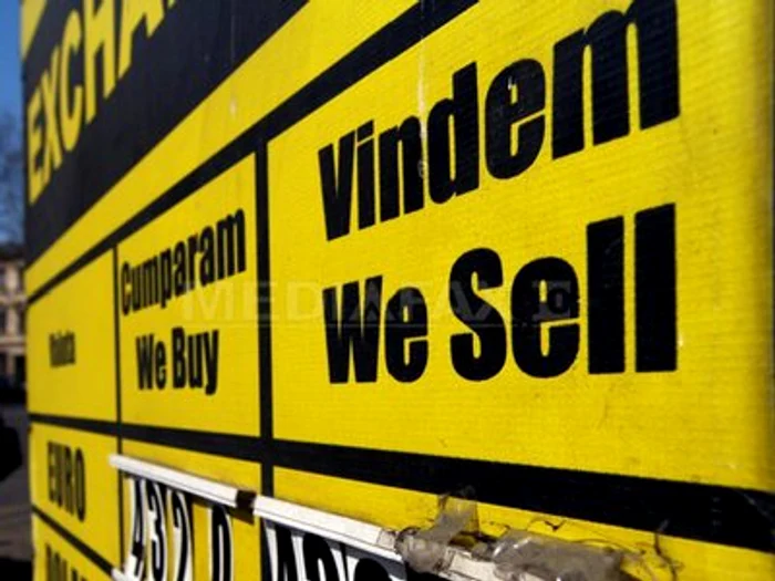 
    Patronii mai multor case de schimb valutar din Mureș nu înregistrau tranzacțiile și ofereau bani cu cămată  