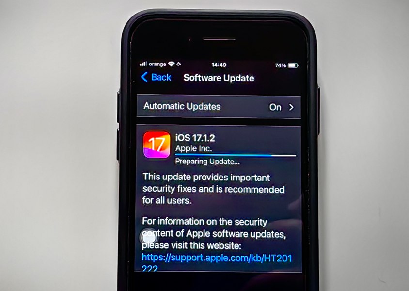  Apple lansează actualizarea 17.1.2 recomandată tuturor utilizatorilor de iPhone și iPad