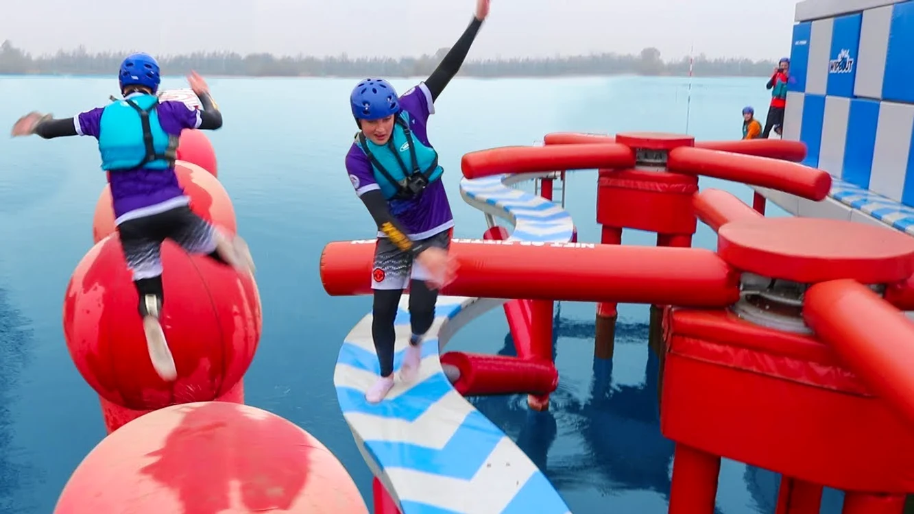 
    Concurentul a murit abia după  ce a reușit să încheie traseul cu obstacoleFoto: Gettyimages   