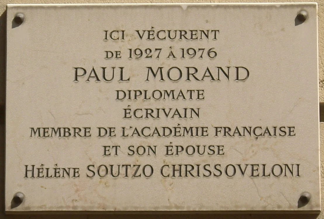 piatra comemorativa morand