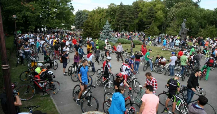 bucuresti mars biciclisti FOTO Dorin Constanda