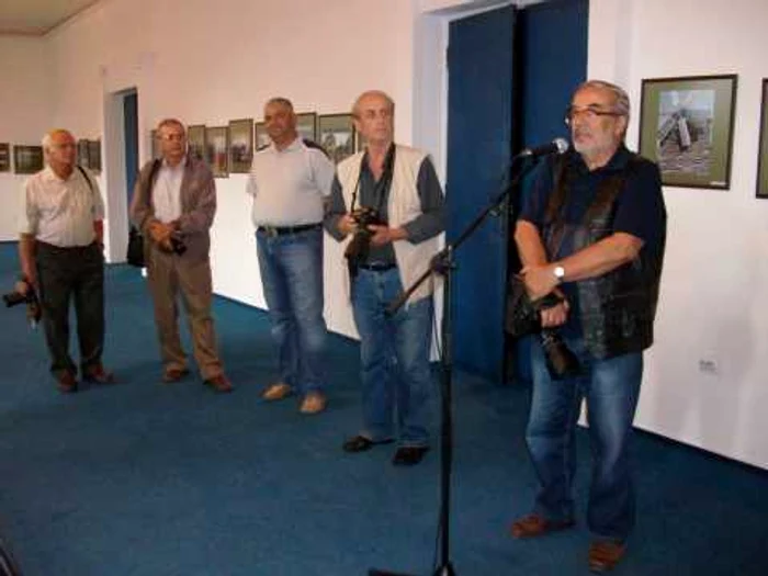 O parte din membrii G.F.T