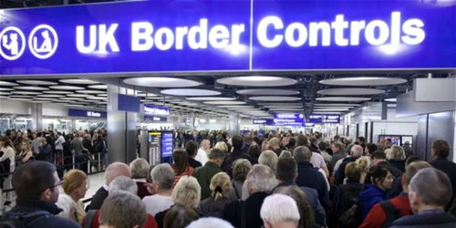 control aeroport UK jpg