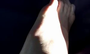 Justin Bieber le a arătat fanilor piciorul accidentat jpeg