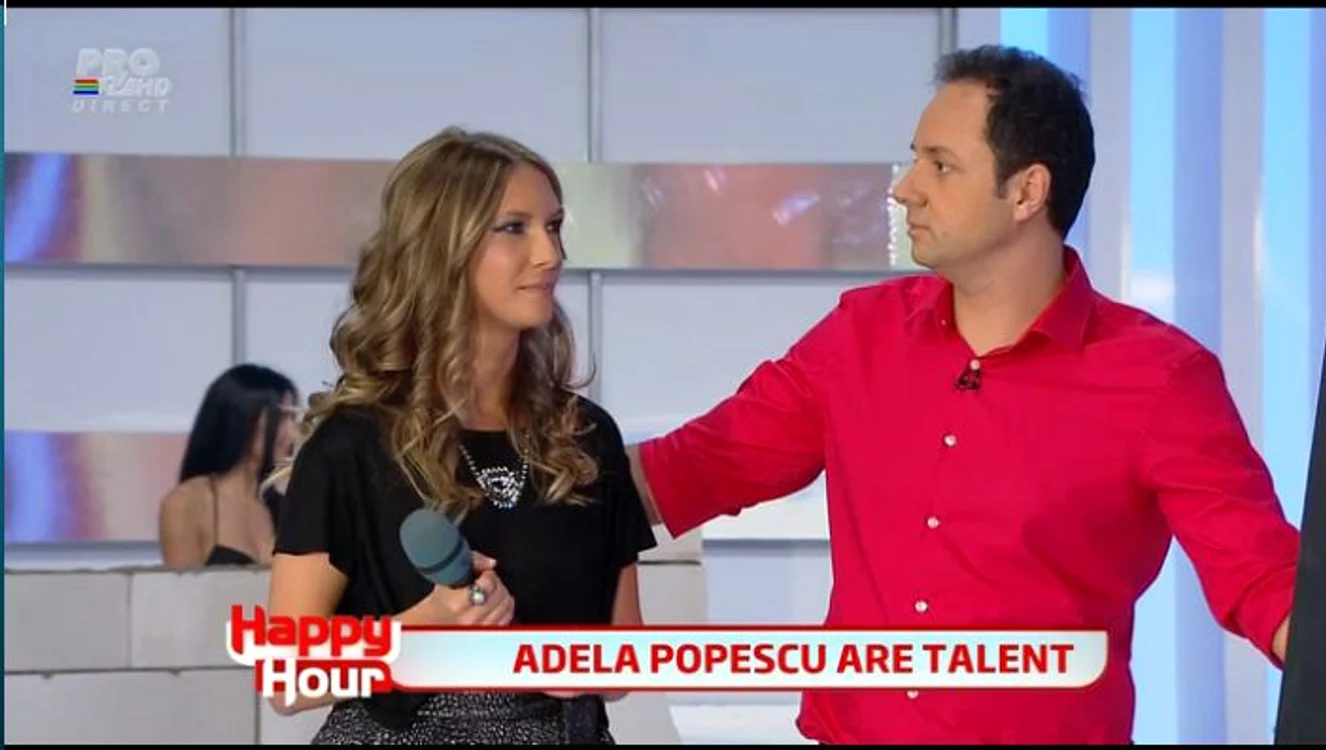 Adela Popescu a făcut furori în emisiunea lui Cătălin Măruţă (captură: PRO TV)