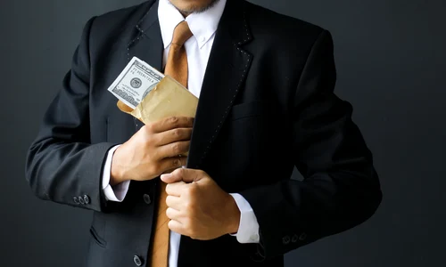 frauda corporatista foto shutterstock jpg