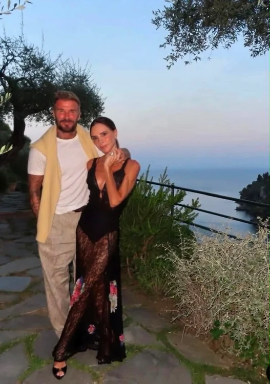 Victoria și David Beckham, Instagram (2) jfif
