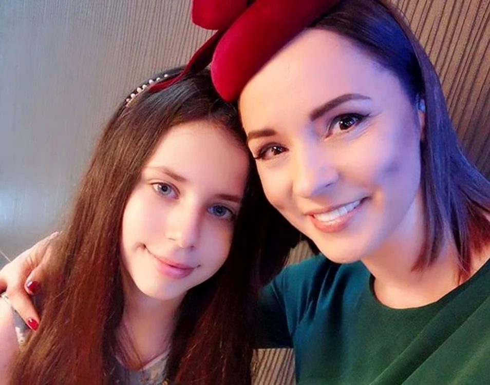 1 andreea marin si violeta jpg jpeg