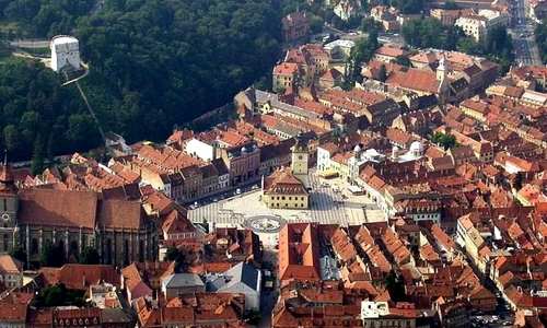 Braşov: Cercetări arheologice de amploare arată că primele locuinţe din oraş au fost construite înainte de 1200 jpeg