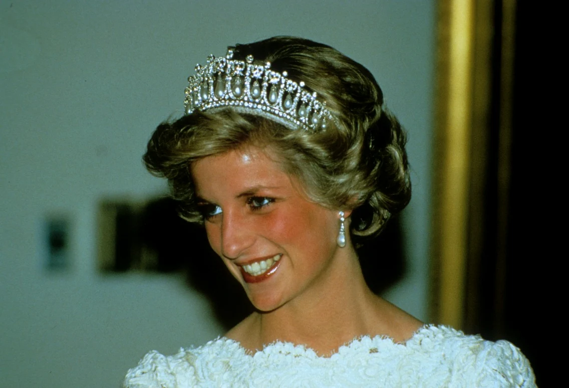 tiara2 jpg