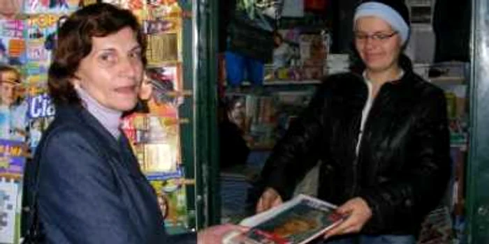 Iaşi: Cartea "Adevărul", aşteptată cu nerăbdare