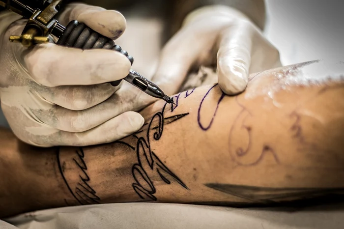 Tatuajele pot crește riscul de apariție a cancerului / Foto: Pixabay