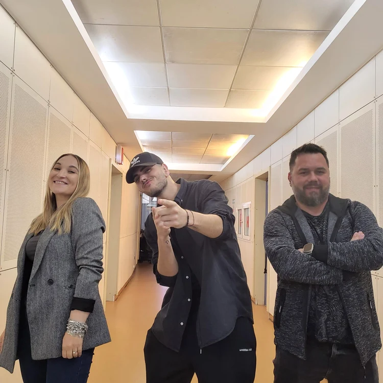 Andrei Bănuță a fost invitat în sudiourile București Fm