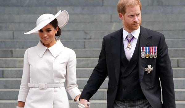 Meghan Markle, Harry, atingeri pe braț, GettyImages (2) jpg