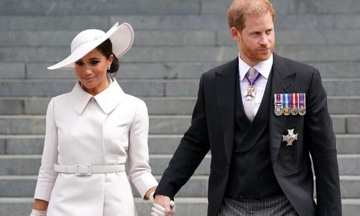 Meghan Markle, Harry, atingeri pe braț, GettyImages (2) jpg