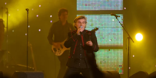 Trupa Holograf va cânta pe banii obţinuţi din sponsorizări