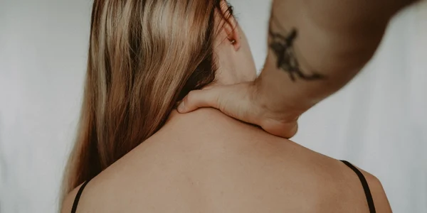 femeie agresiune pexels.com
