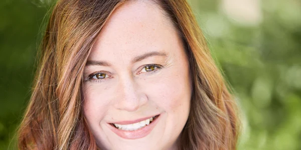 Shelby Van Pelt author photo world rights cleared, credit to Karen Forsythe jpg