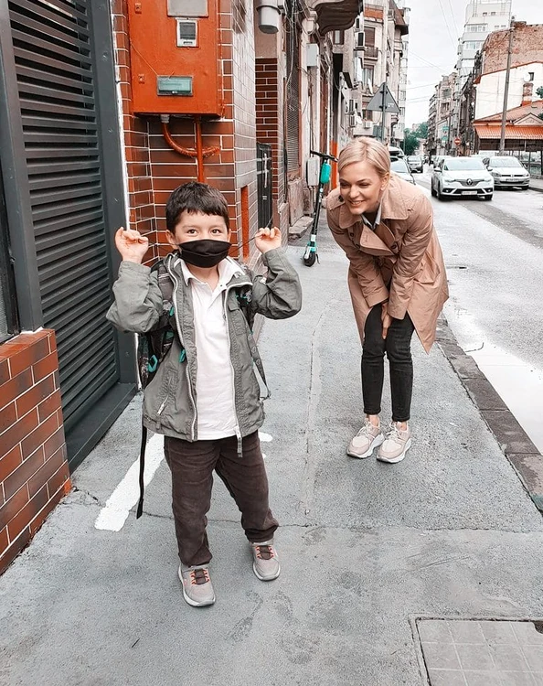 Prezentatoarea știrilor PRO TV Lavinia Petrea are trei copii. Mathias este cel mai mare