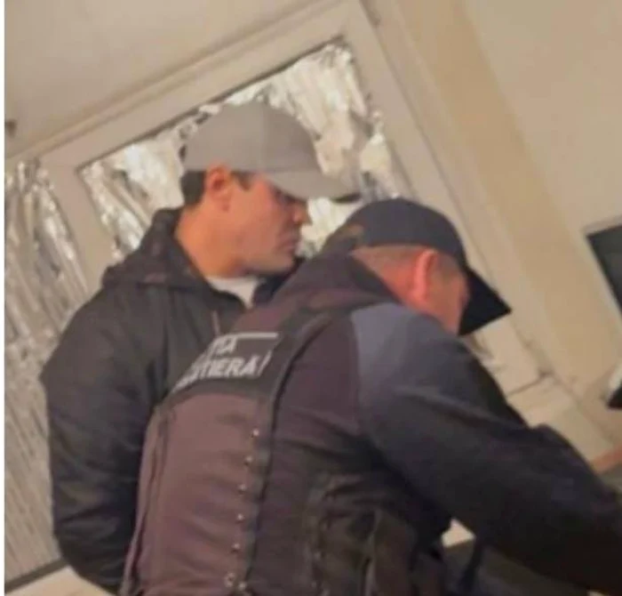 Constantin Țuțu a fost încătușat de autoritățile moldovene. FOTO: Telegram.org