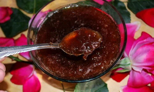 Dulceață de trandafiri jpeg