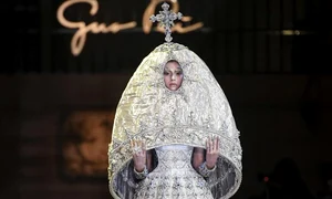 O rochie atipică de mireasă jpeg