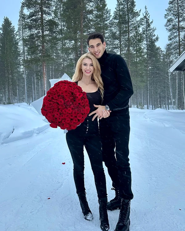 Andreea Bălan și Victor Cornea s au logodit în Laponia6 jpg