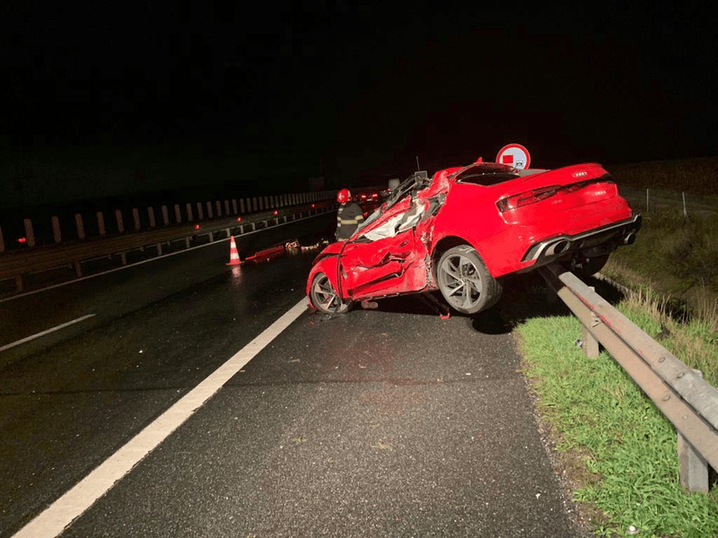 Preotul mort pe autostradă avea permisul suspendat și nu obișnuia să poarte centură  