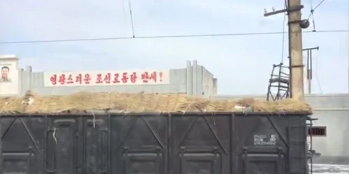 Tren surprins transportand o incarcatura secreta din China in Coreea de Nord FOTO Captura The Sun