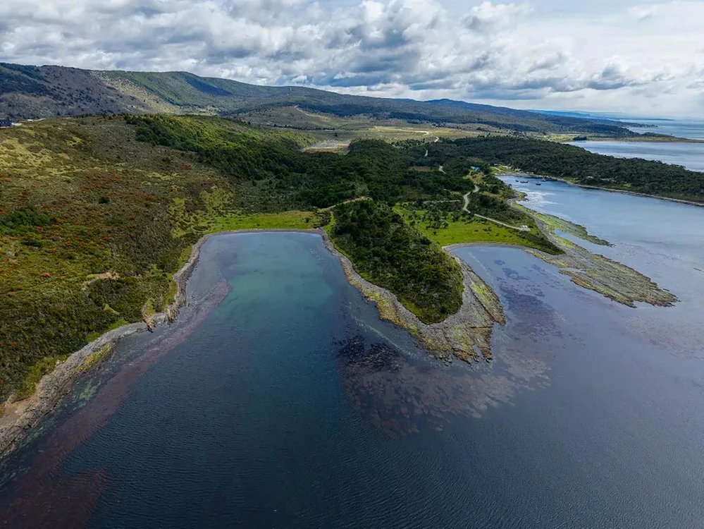 Colonia a fost fondată pe partea de nord a Strâmtorii Magellan (© Richard Bezzaza)