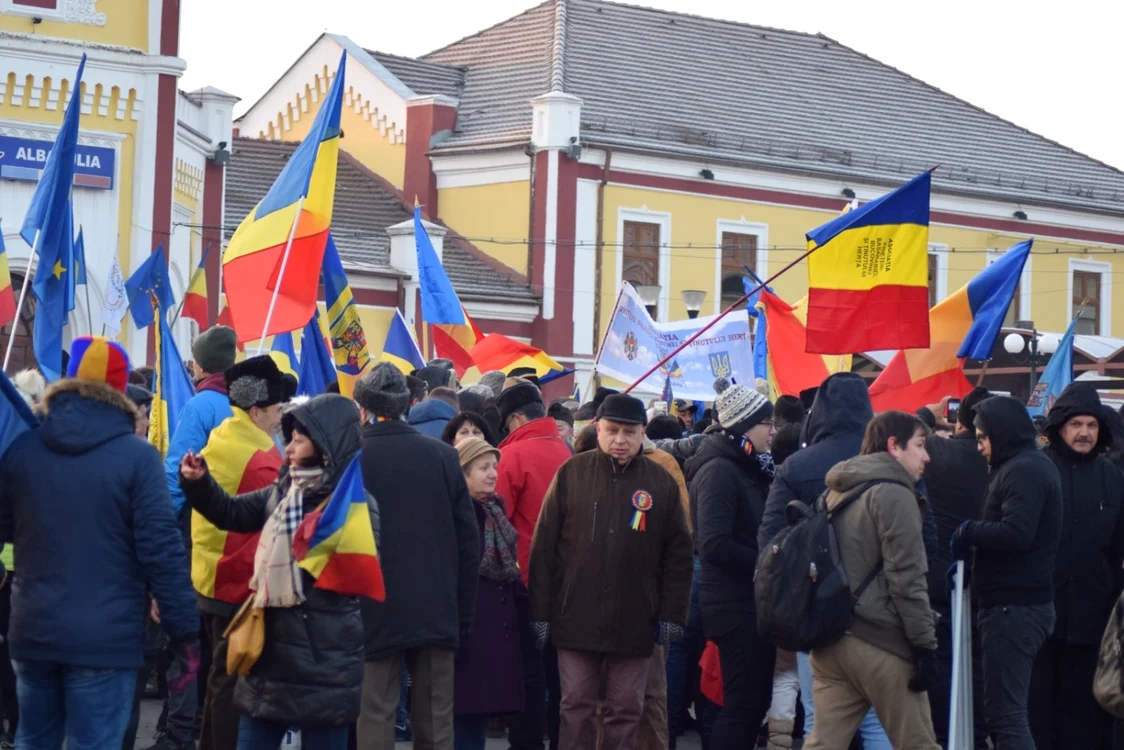 Participanți la Marșul Unirii, la Alba Iulia FOTO Adevărul