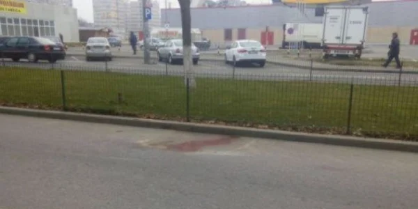 Un tânăr a fost ucis în plină stradă de doi fraţi din Craiova