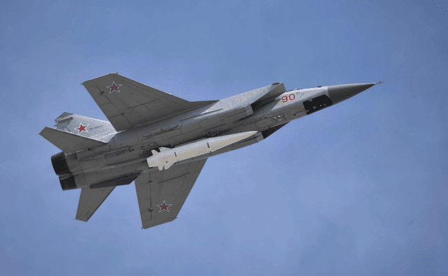 Ministrul rus al apărării: Rusia produce în serie rachete hipersonice Zircon 