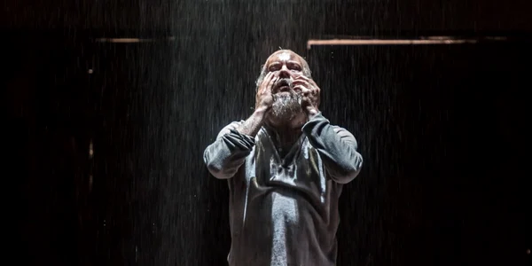 Johan Reuter în scena finală din Œdipe (© Foto