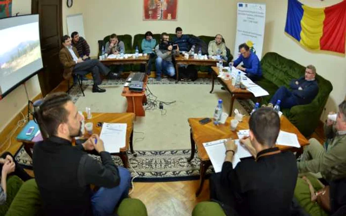 conferinta frumoasa alba