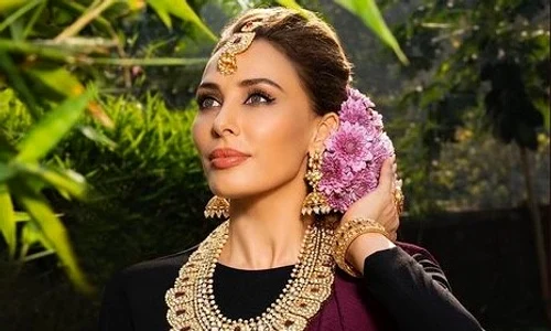iulia vantur jpeg