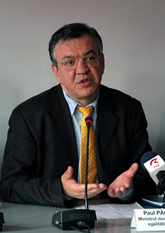 Paul Păcuraru a fost ministrul Muncii, familiei și egalității de șanse în Guvernul Tăriceanu