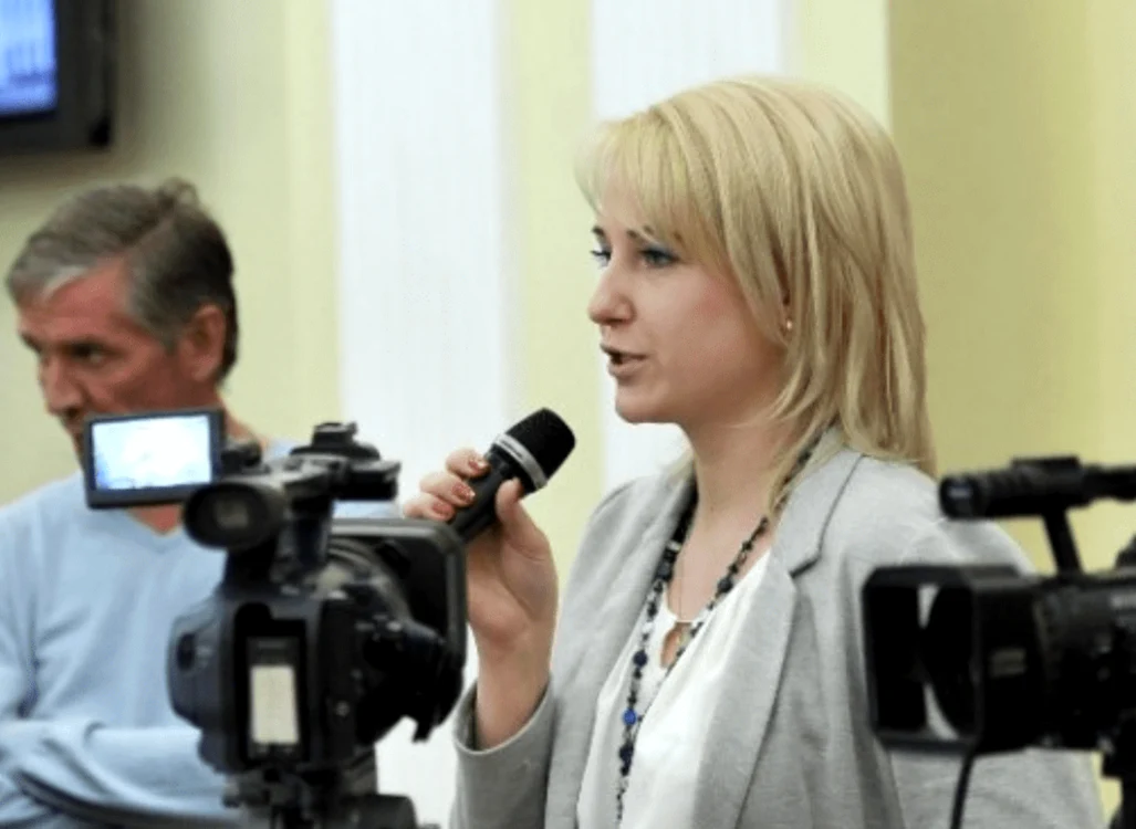 Duntsova și-a construit cariera de jurnalism în orașul istoric Rzhev